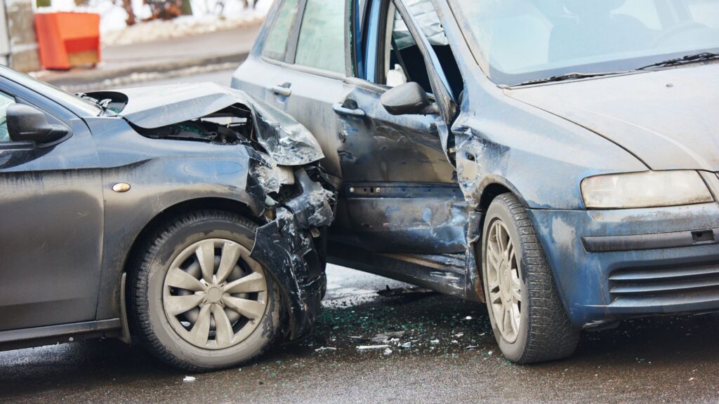 How Crash Reports and Vehicle Damage Strengthen Salt Lake City Car Accident Claims in Utah